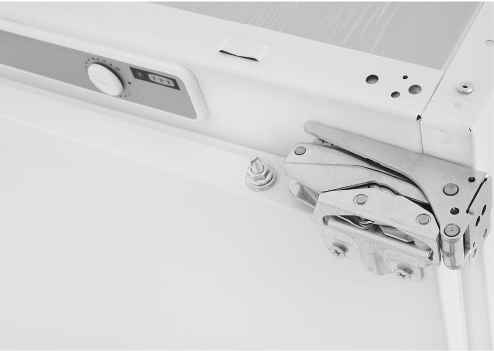 SCANDILUX FBI109 109л белый — изображение 8